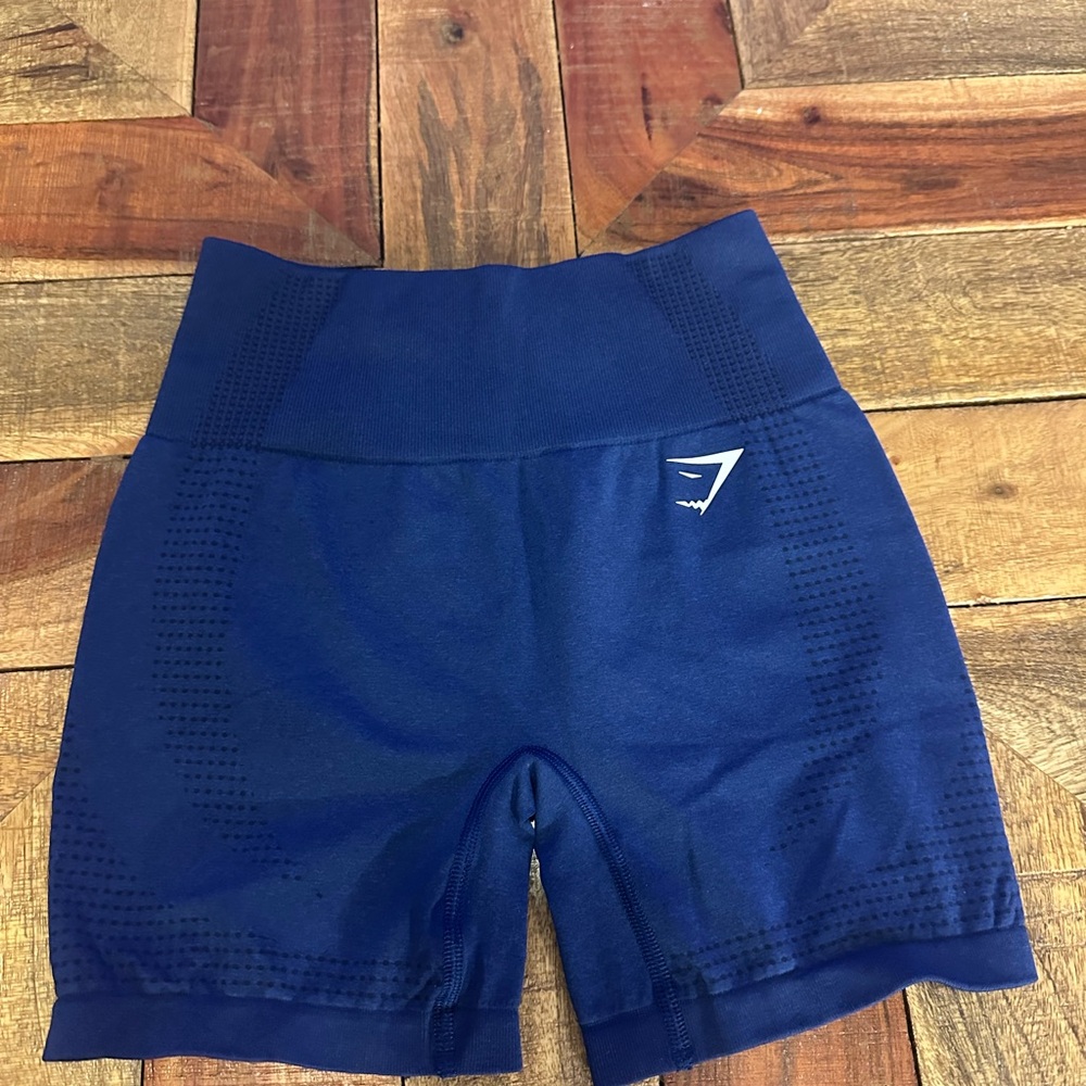 Gymshark women’s size small blue biker shorts